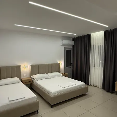 Kanaj Rooms And Apartments Vlore Exterior photo