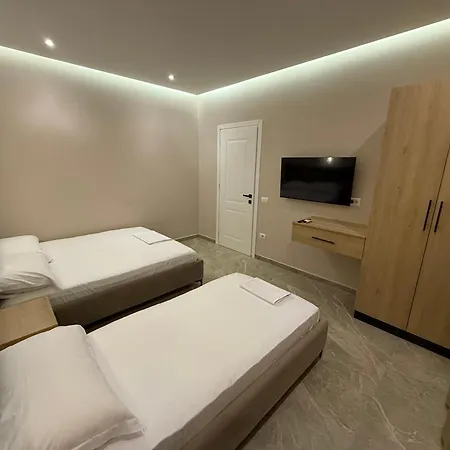 Kanaj Rooms And Apartments Vlore Exterior photo